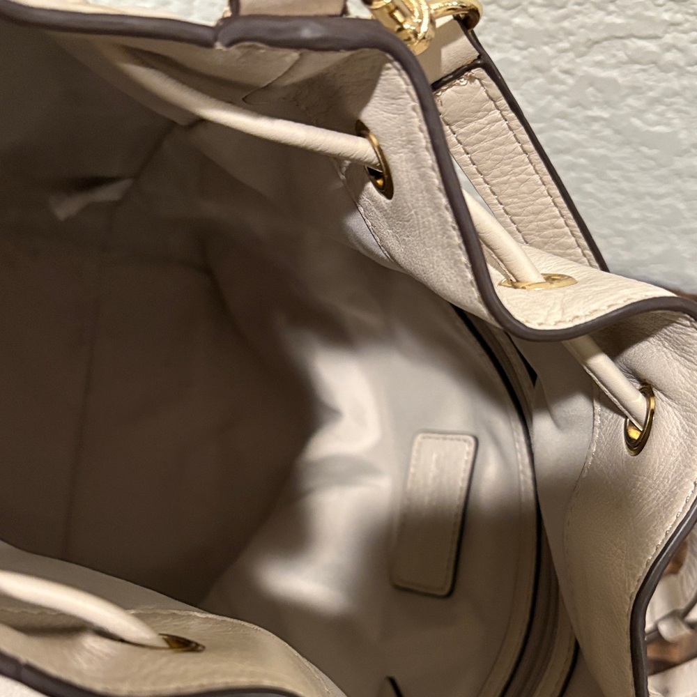 Lands' End Leather Cream Shoulder Bag - Picture 6 of 9